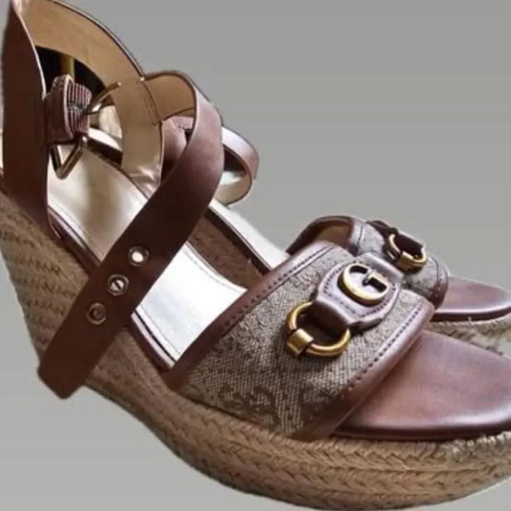 Guess-usa Women's Brown and Tan Sandals